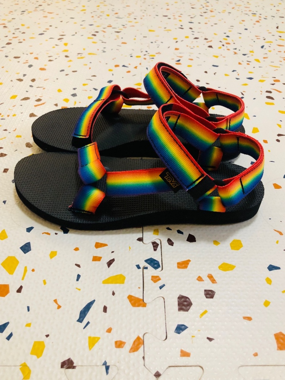 🌈Teva Original Rainbow Sandals